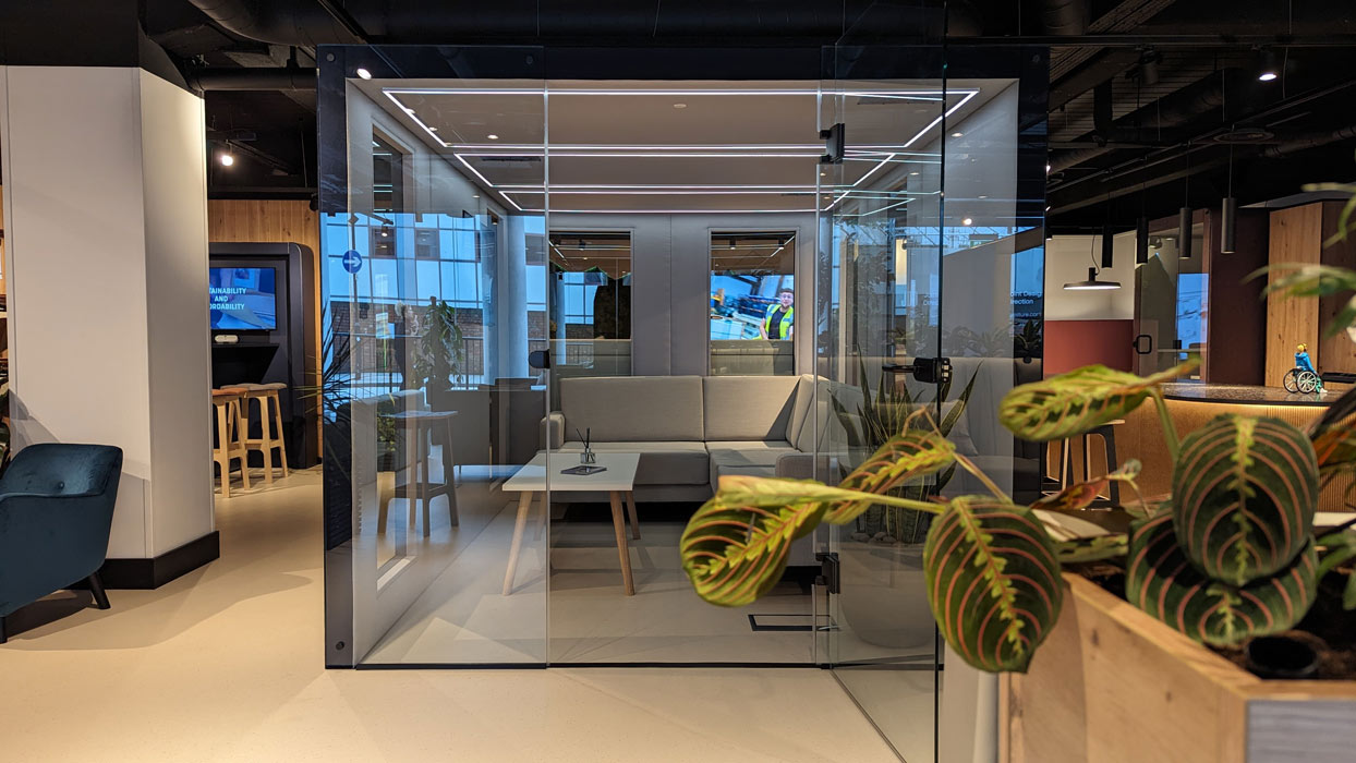 Bob Rooms office pod.