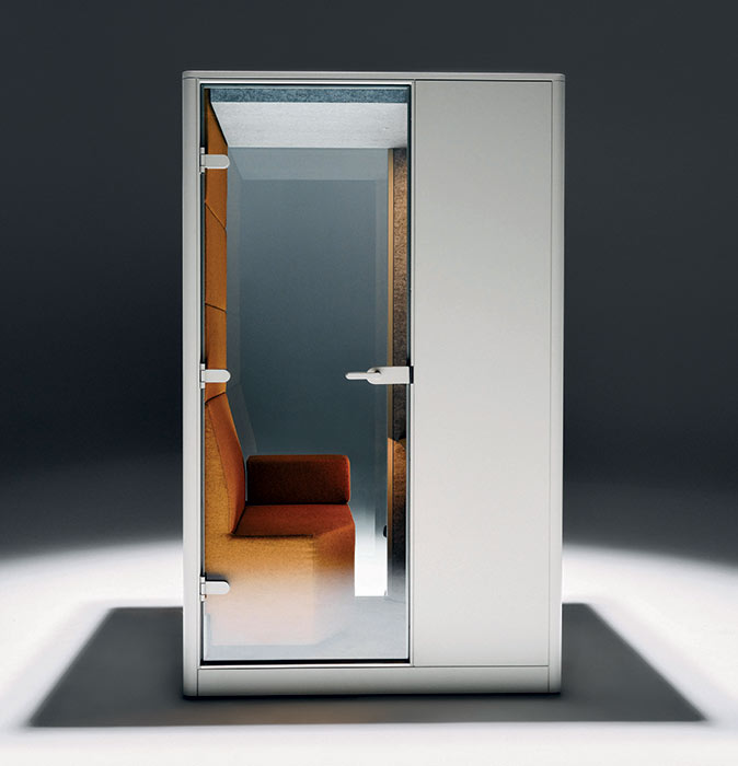 Calma Z2 pod with sofa side profile.