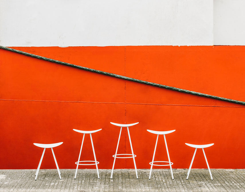 Coma office stools next to ship