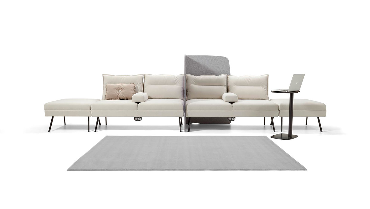 Enclave folding office screen