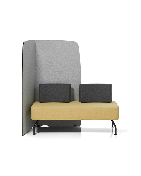 Enclave folding office screen