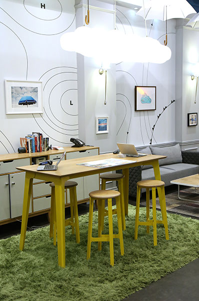 Fold high bench table