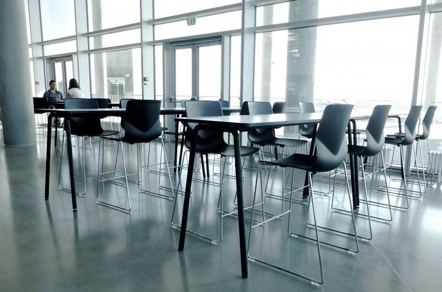 Fourreal high black tables