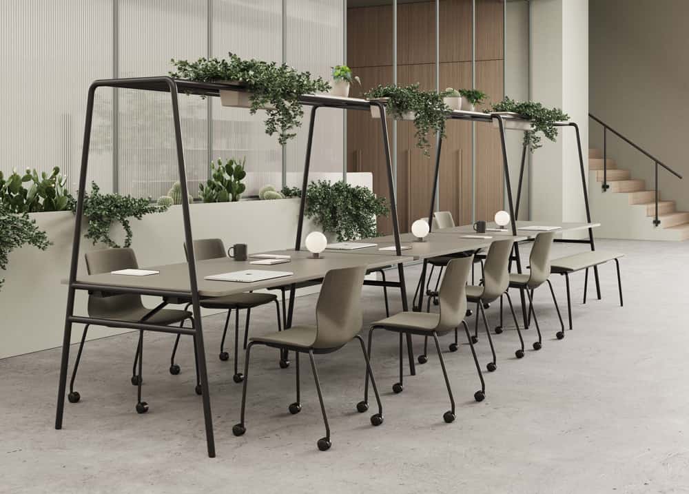 A frame hybrid tables