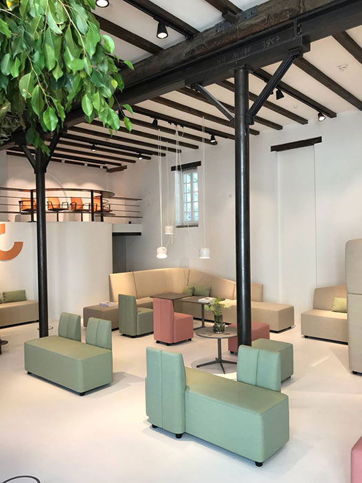 Fourlikes modular seating