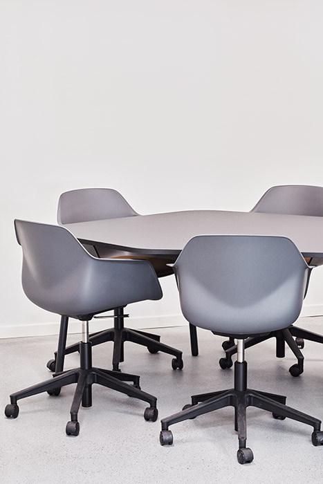 FourMe 66 chairs around table