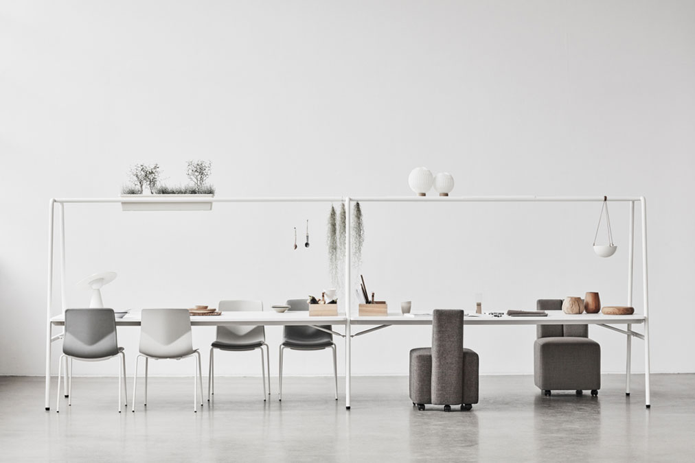 Fourreal A table with biophilia