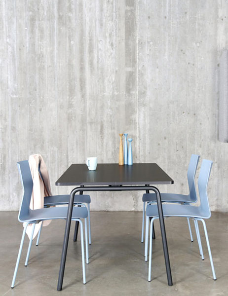 Fourreal rectangular table