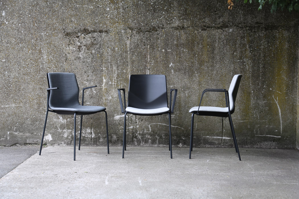 FourSure 44 chairs and arm options