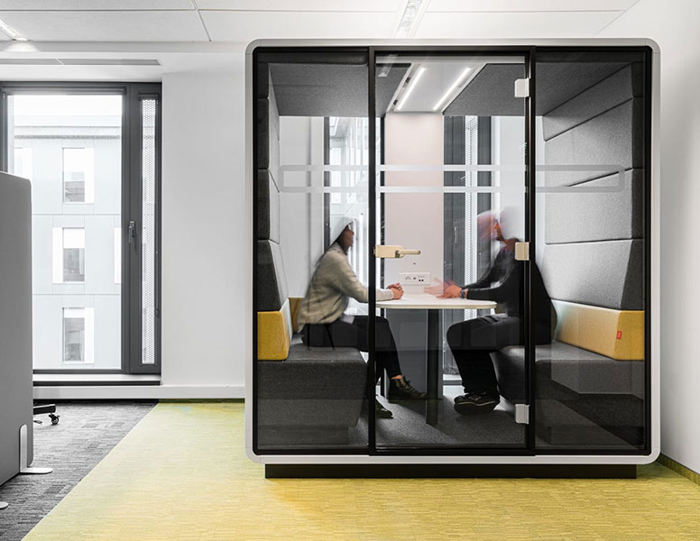 Hush 4 user privacy pod