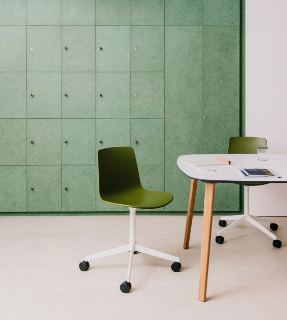 Lottus Confident chair