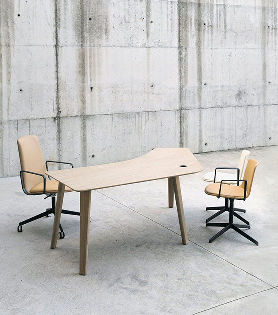 Lottus Confident chair