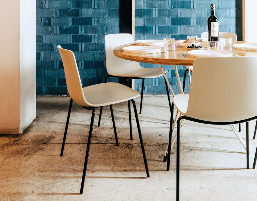 Lottus One chairs around a table