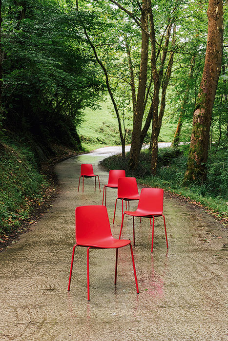 Lottus chairs red