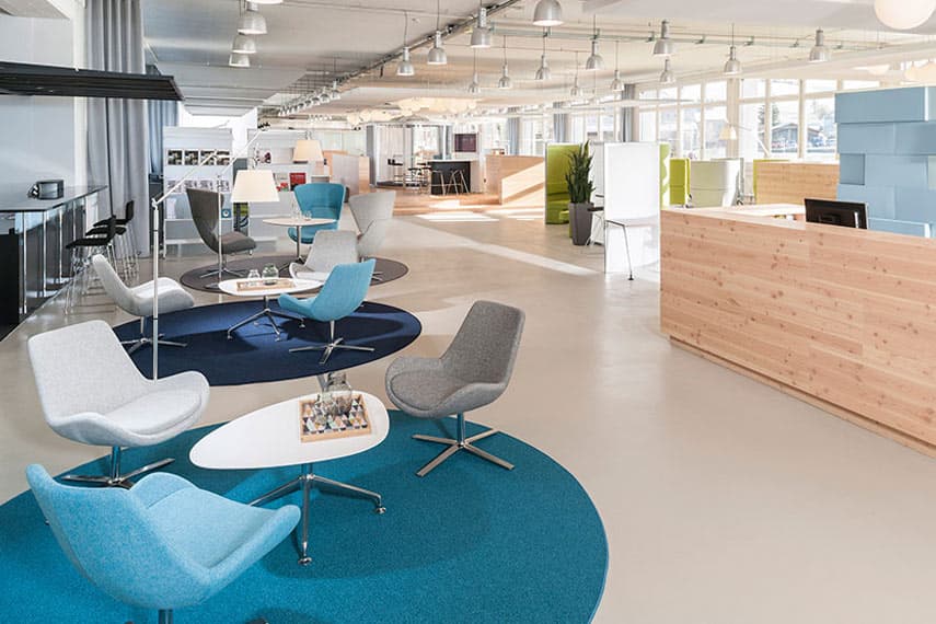 Low and high backed lounge seating in waiting area