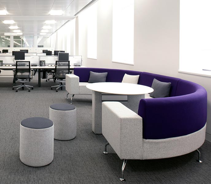 Perimeter low curved sofa