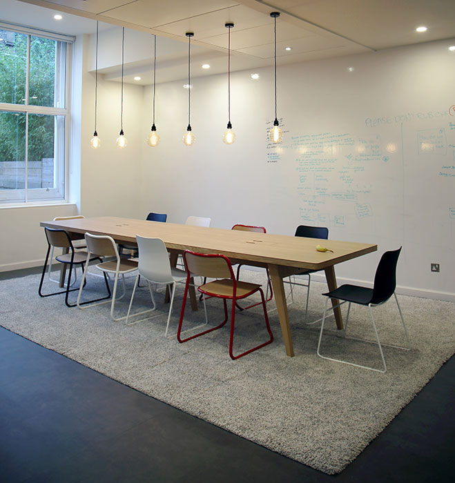 Polly sled base chair