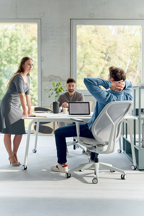 SE Kit Mesh back chair