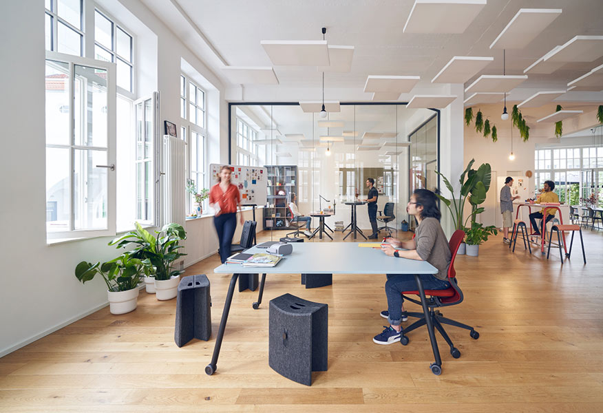 Se Lab meeting tables