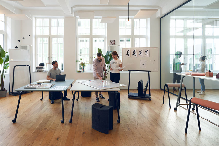 Se Lab meeting tables