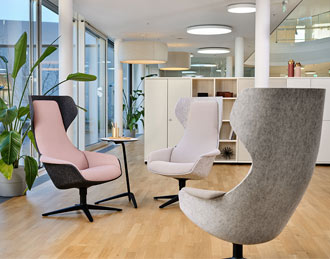 Ultra-thin high back armchair