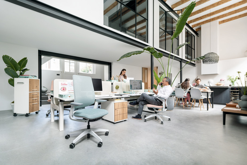 Upholstered SE Flex chair