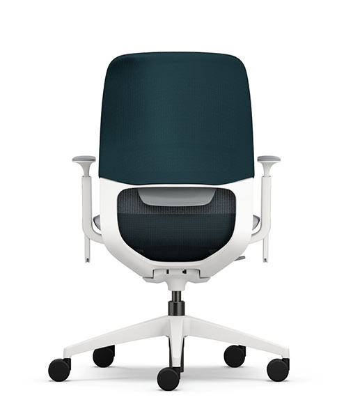 Se Motion Net chair with green back sleeve.