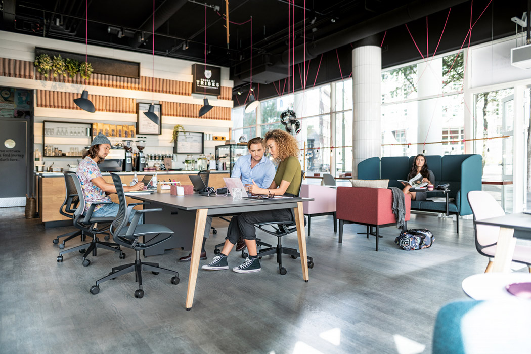 Agile office space with SE Motion chairs 