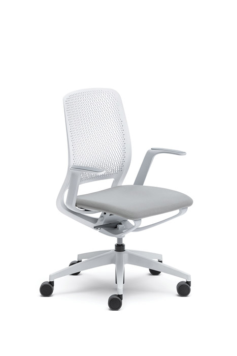 Upholstered seat pad on SE Motion chair