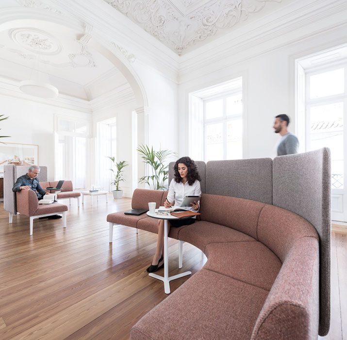 SEworks rounded modular sofa