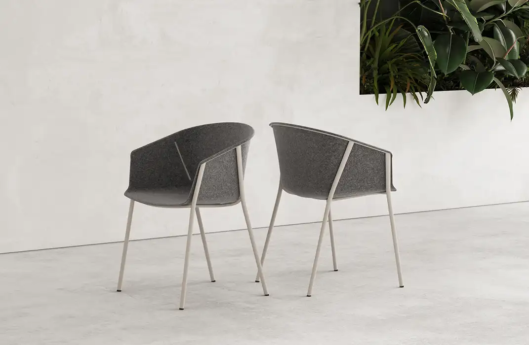 Omega Chair with PET seat shell