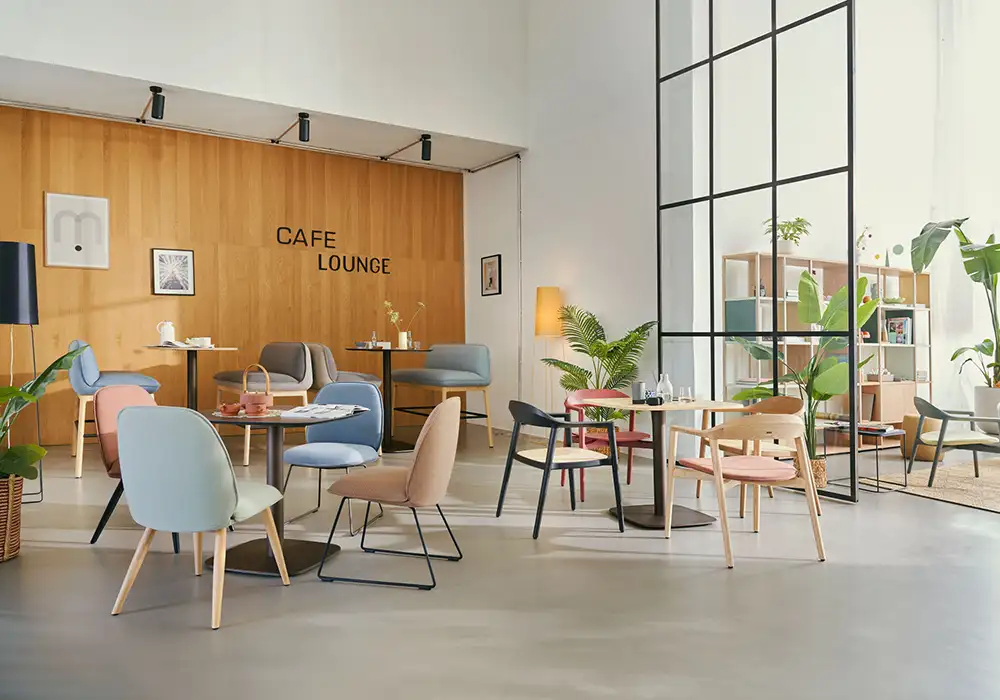 se cafe chairs