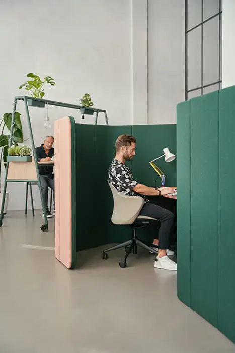 se Hive acoustic booths